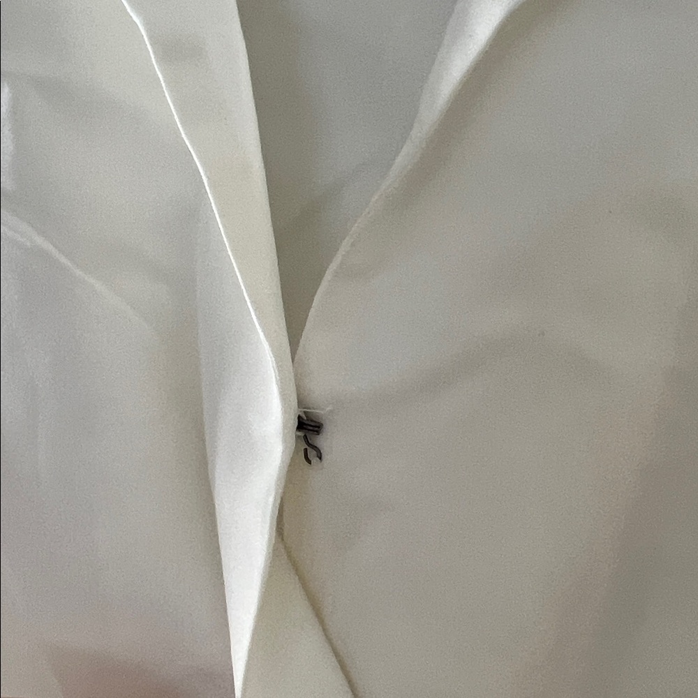 Abercrombie & Fitch White Collared Shirt - Picture 5 of 6